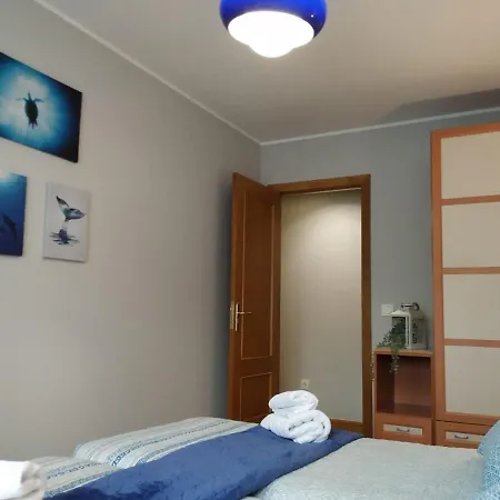 En Oviedo,wifi Apartman *